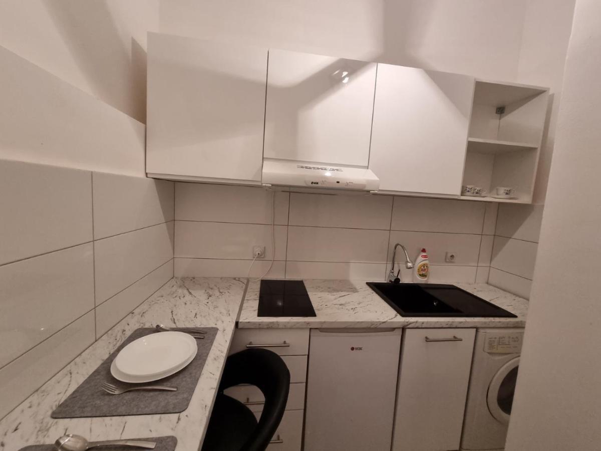 Drinka Parlament Center Apartment Belgrado Exterior foto